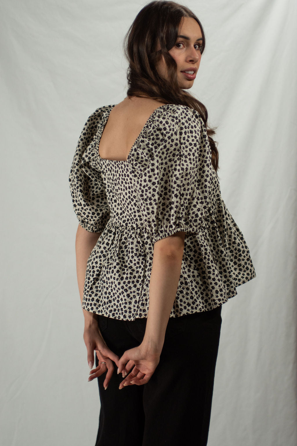 Ava Ditsy Floral Puff Sleeve Blouse